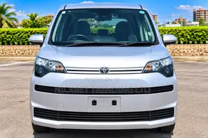 Toyota Spade 1.5 2019 Silver