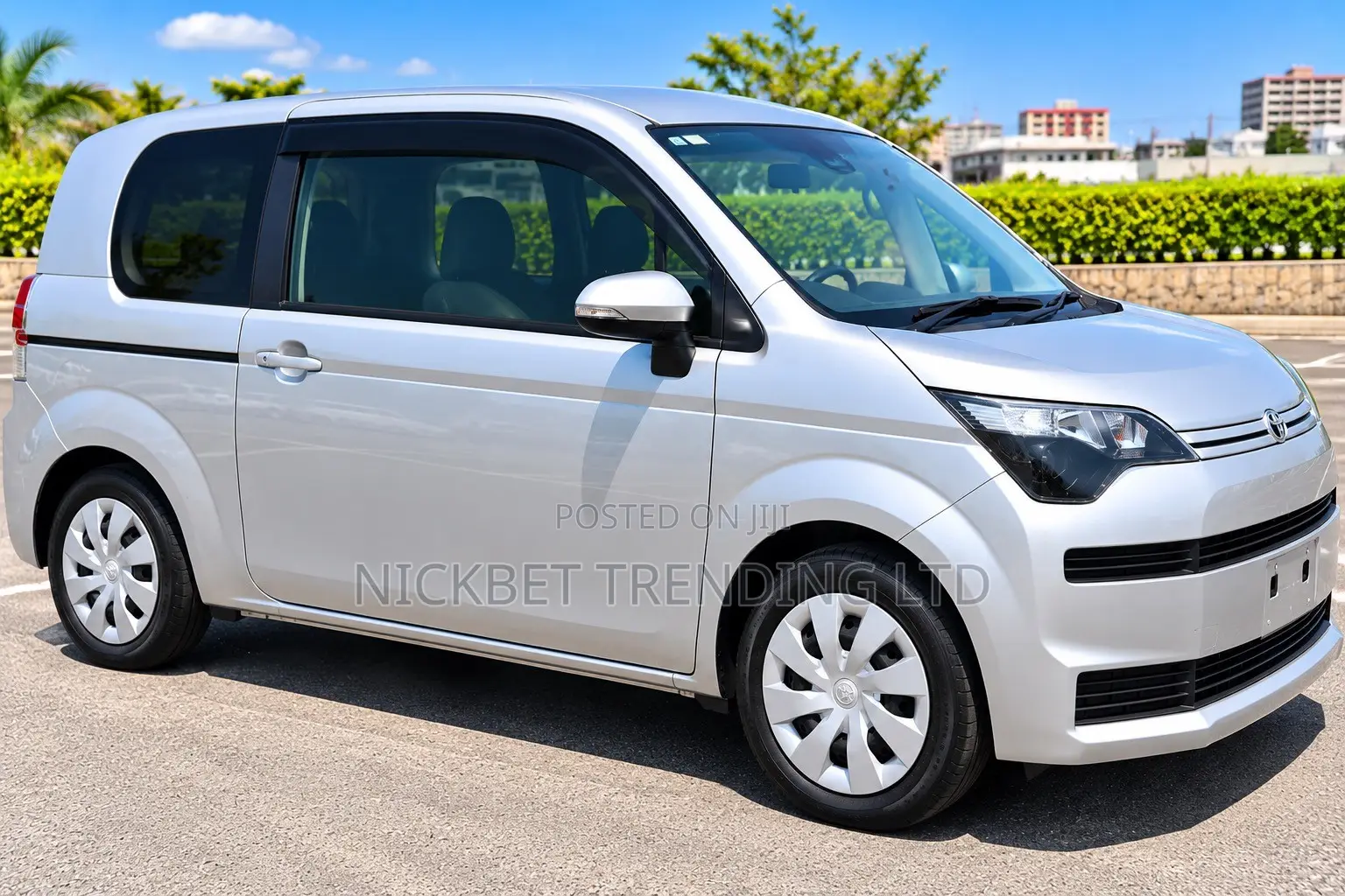 Toyota Spade 1.5 2019 Silver