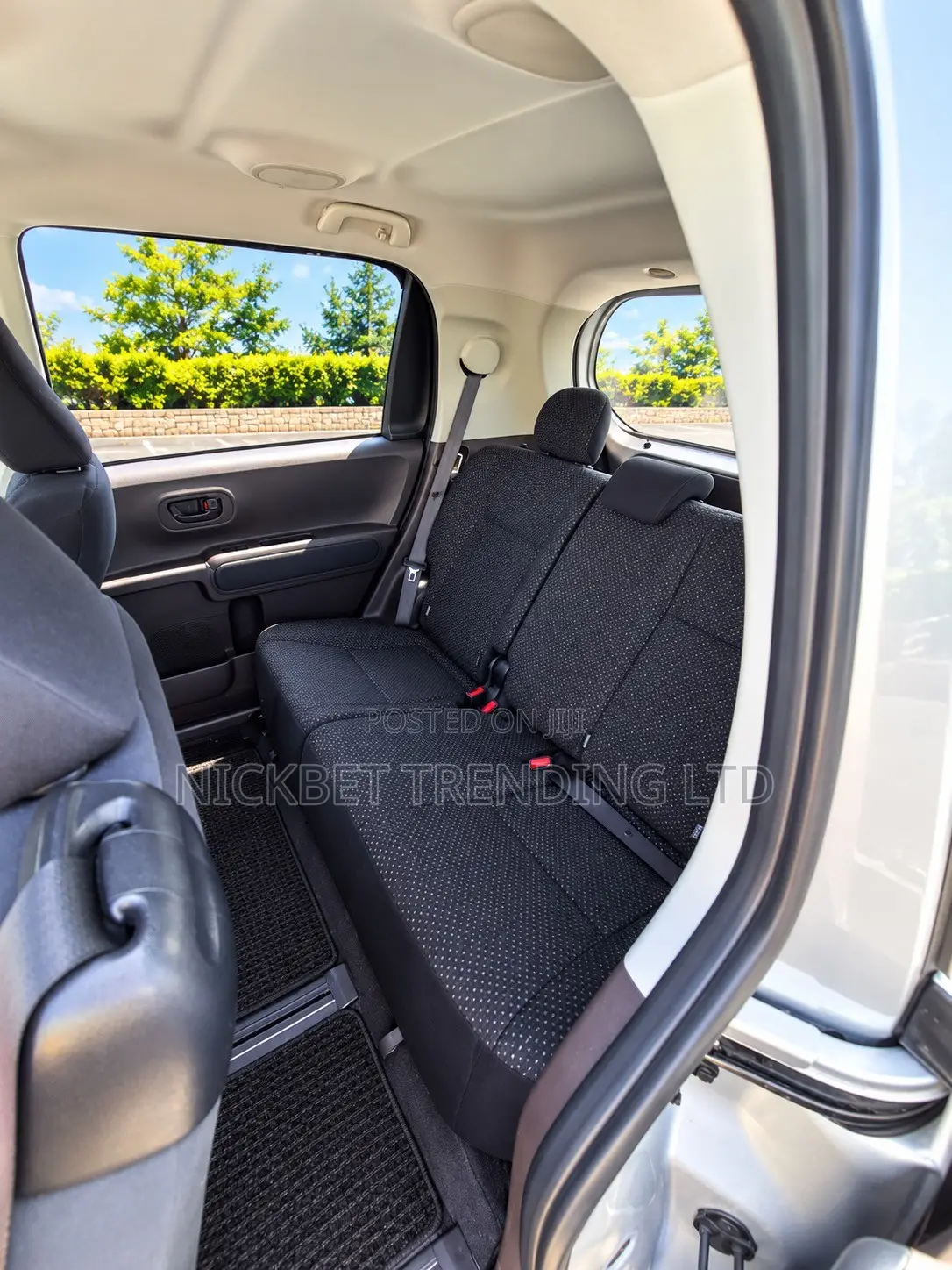 Toyota Spade 1.5 2019 Silver