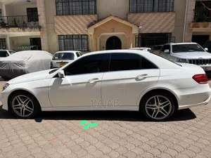 Mercedes-Benz E250 2015 White
