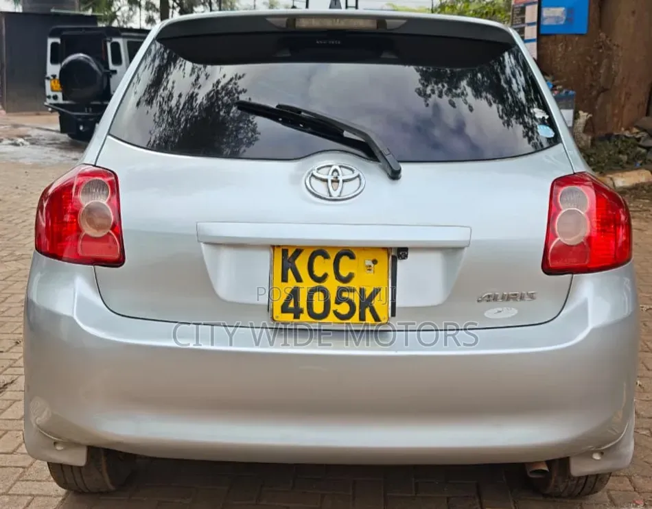 Toyota Auris 2008 Silver