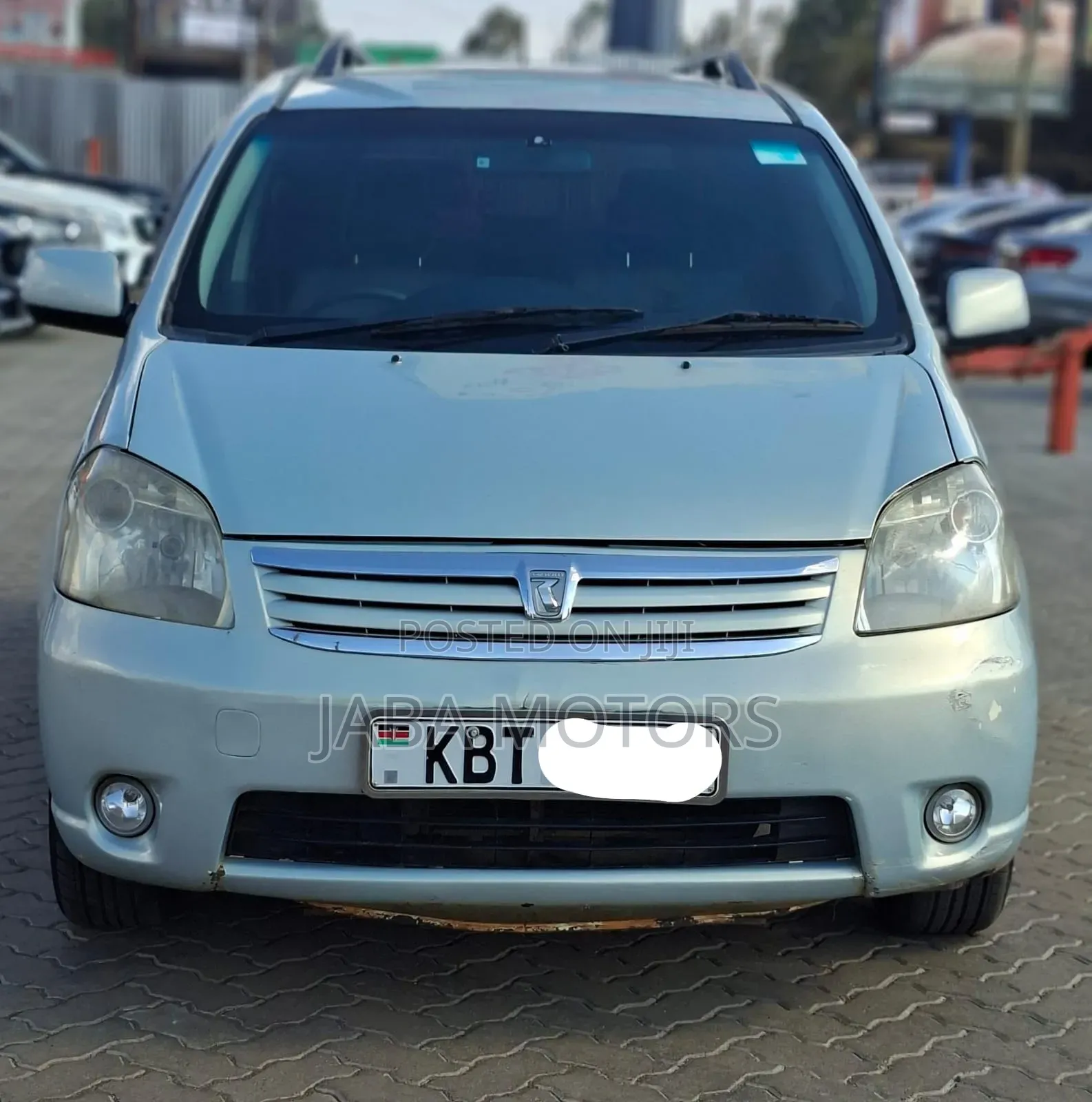Toyota Raum 2005 Gray