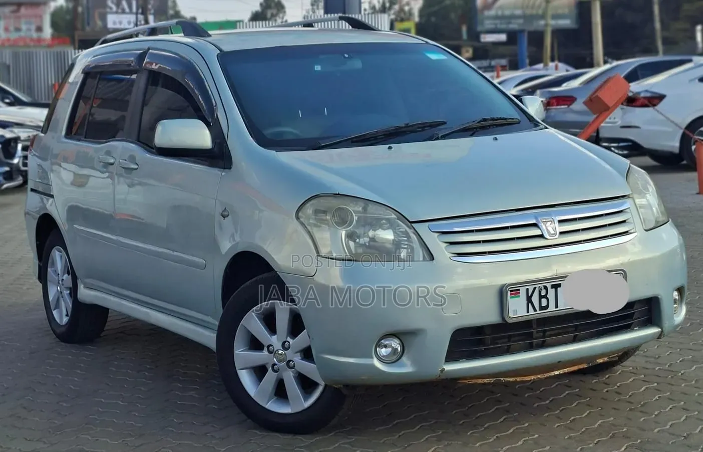 Toyota Raum 2005 Gray