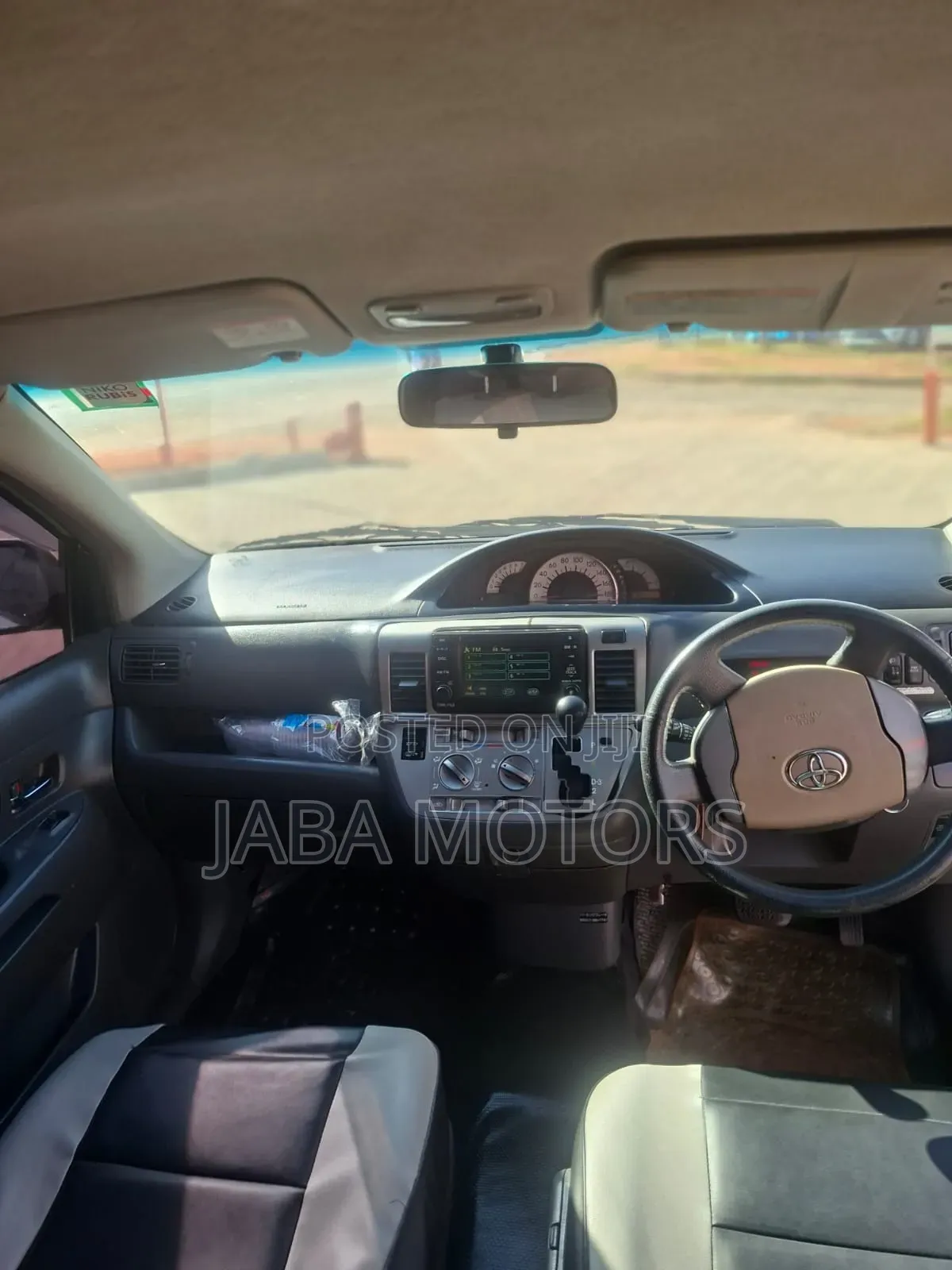 Toyota Raum 2005 Gray