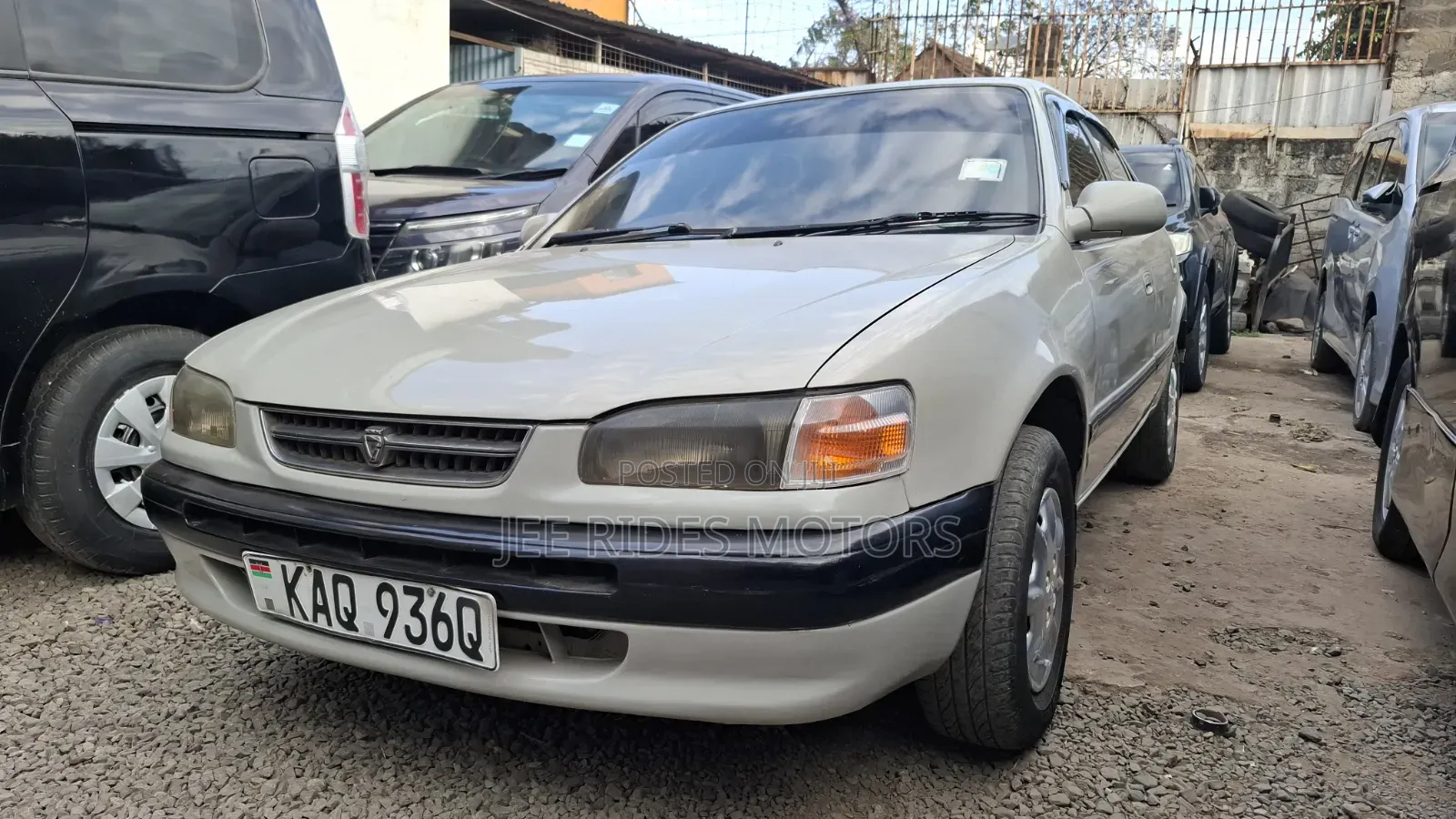 Toyota Corolla Automatic 1999 Silver