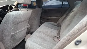 Toyota Corolla Automatic 1999 Silver
