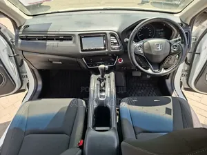 Honda Vezel 1.5 2WD 2019 Silver