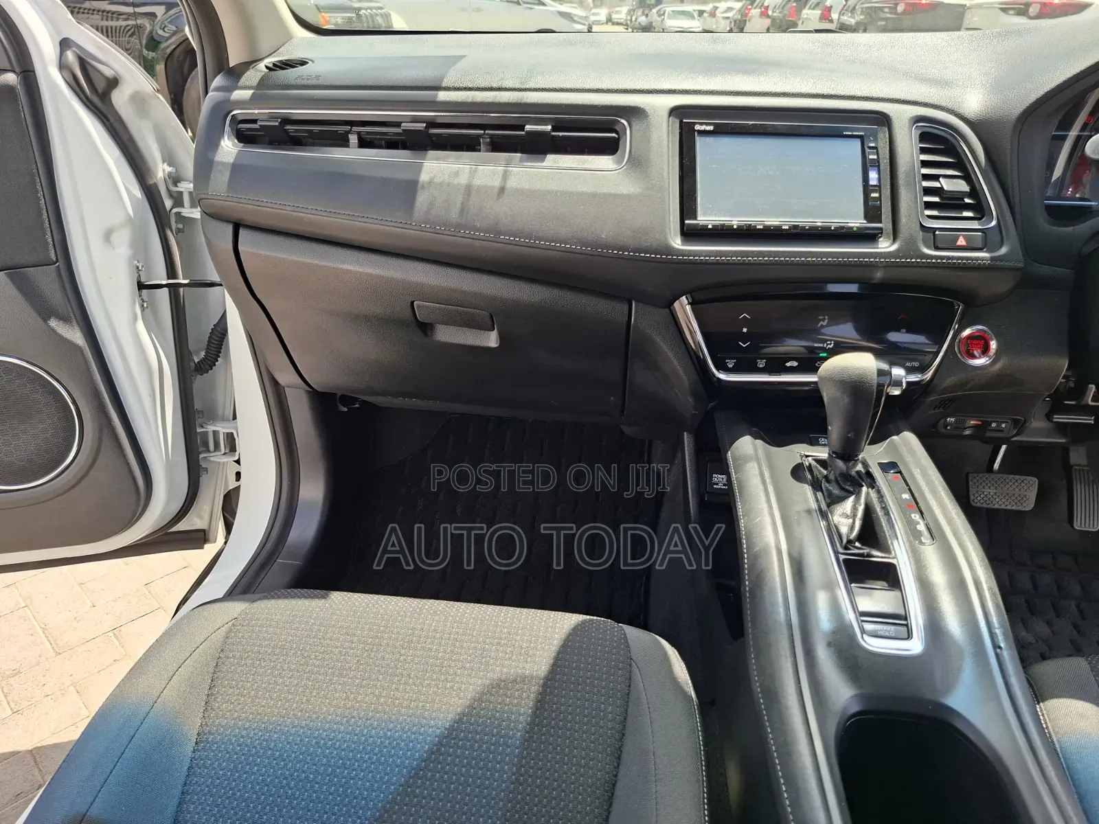 Honda Vezel 1.5 2WD 2019 Silver