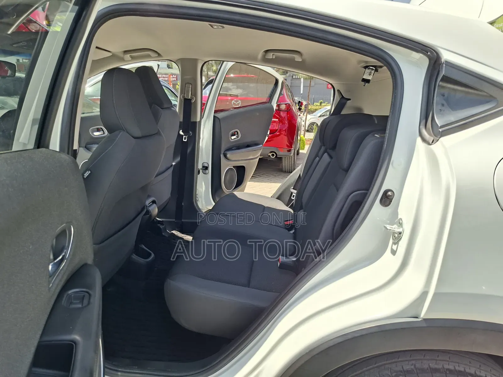 Honda Vezel 1.5 2WD 2019 Silver