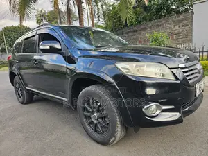 Toyota Vanguard 2011 Black