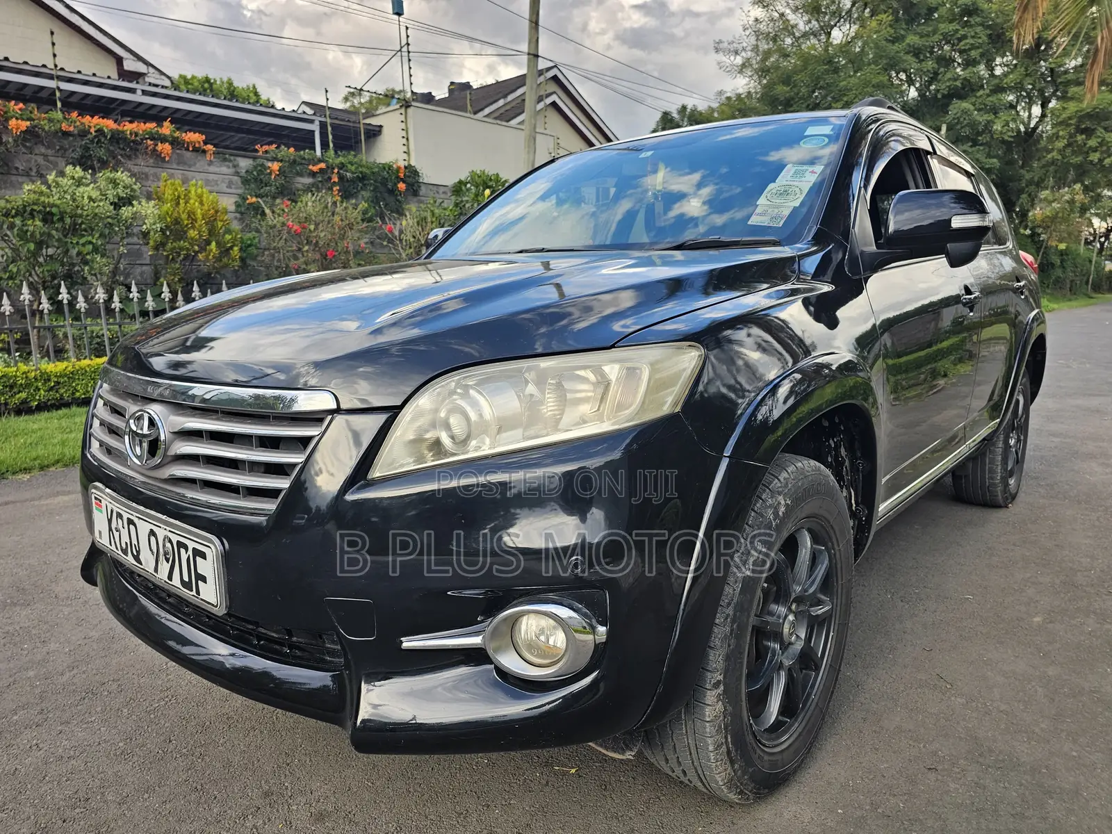 Toyota Vanguard 2011 Black