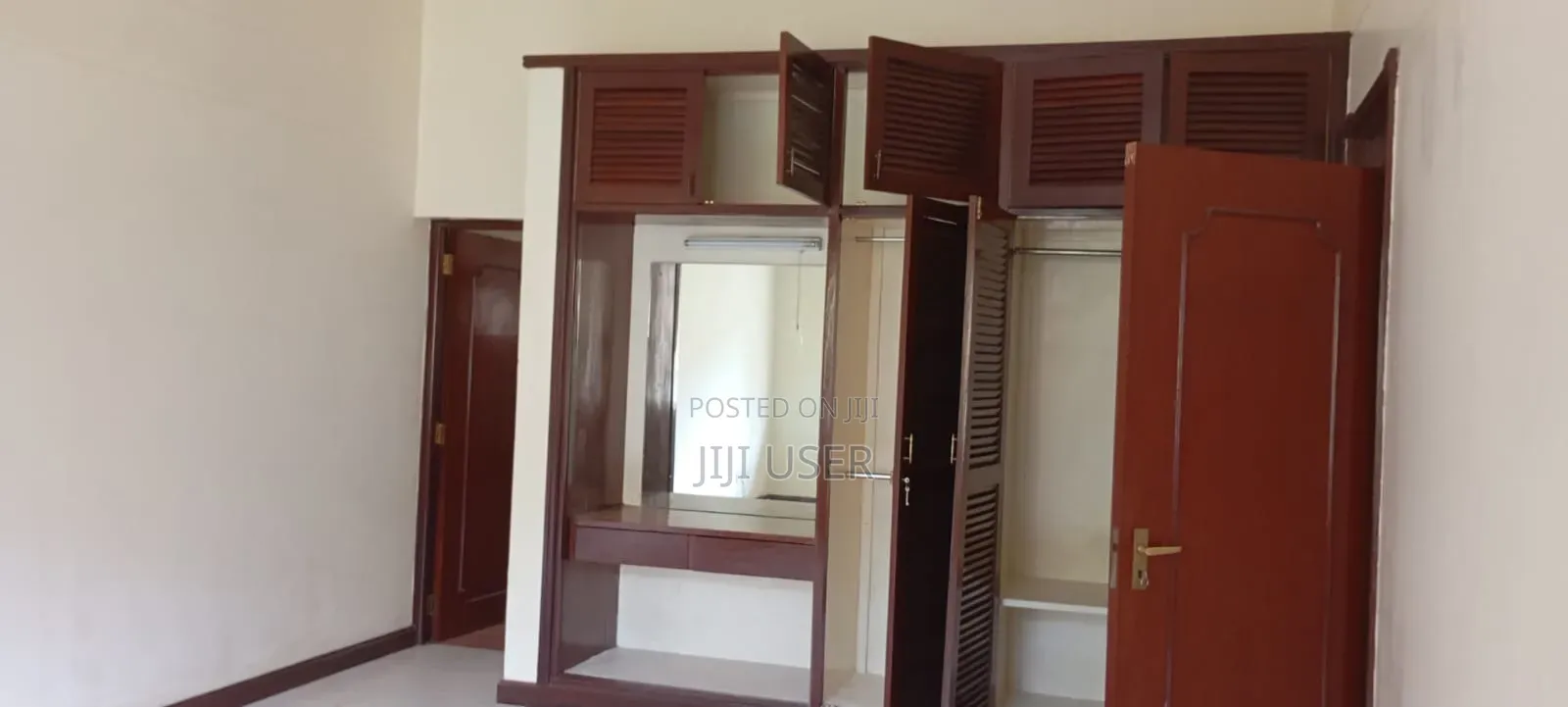 10 Bedroom House in Spring Valley