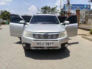Subaru Forester 2010 Silver