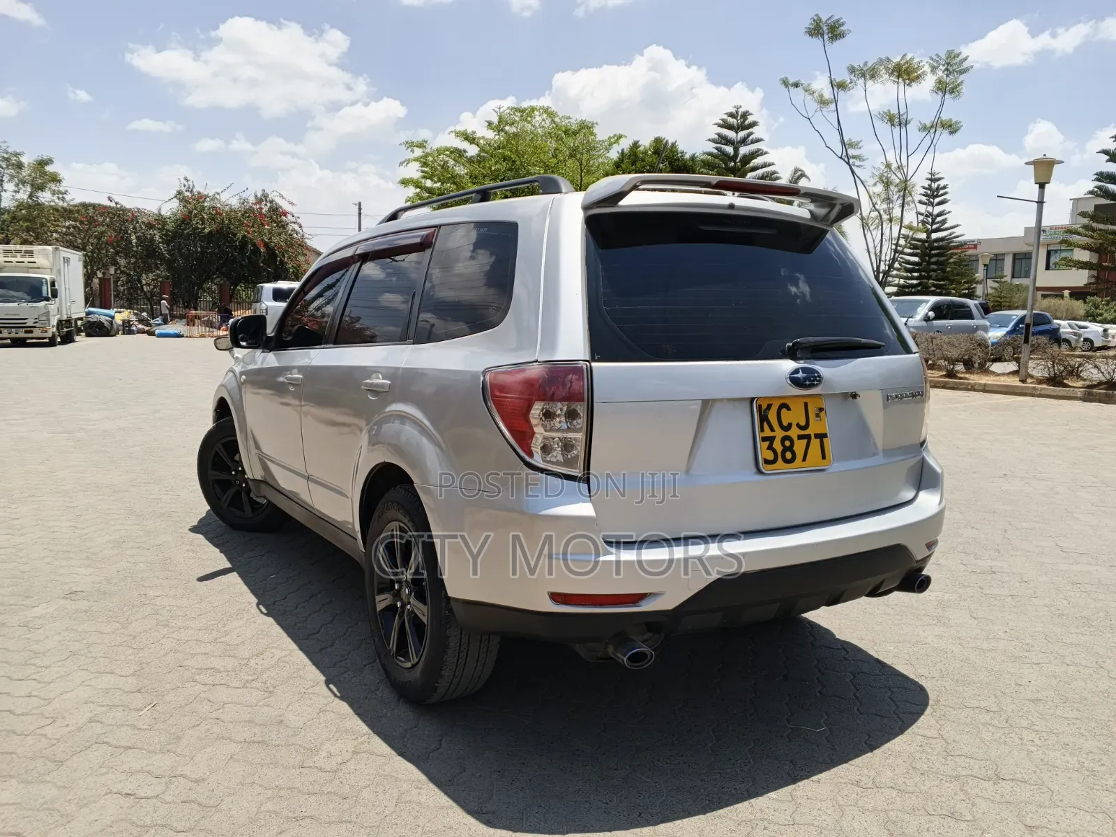 Subaru Forester 2010 Silver