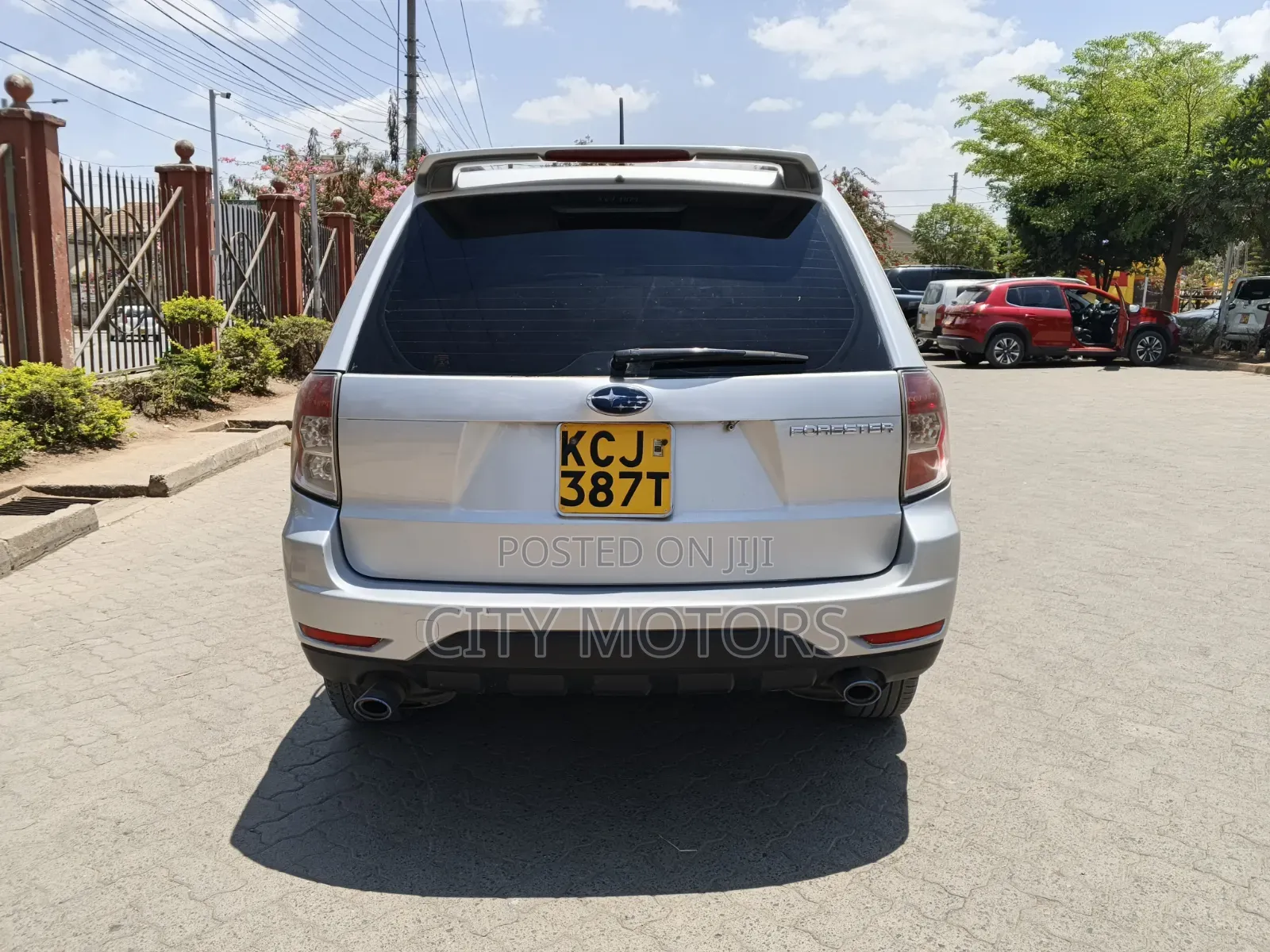 Subaru Forester 2010 Silver