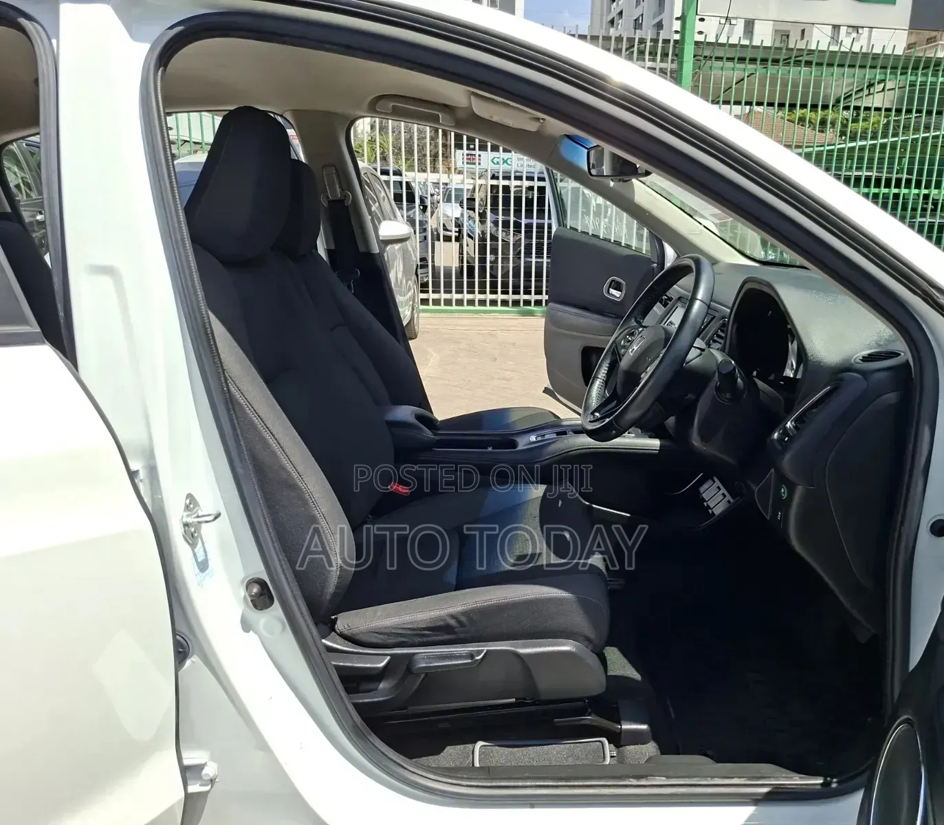 Honda Vezel 1.5 2WD 2019 Silver