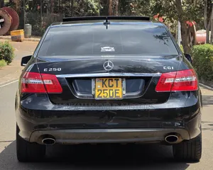 Mercedes-Benz E250 2011 Black