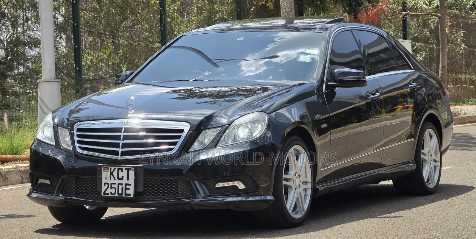 Mercedes-Benz E250 2011 Black