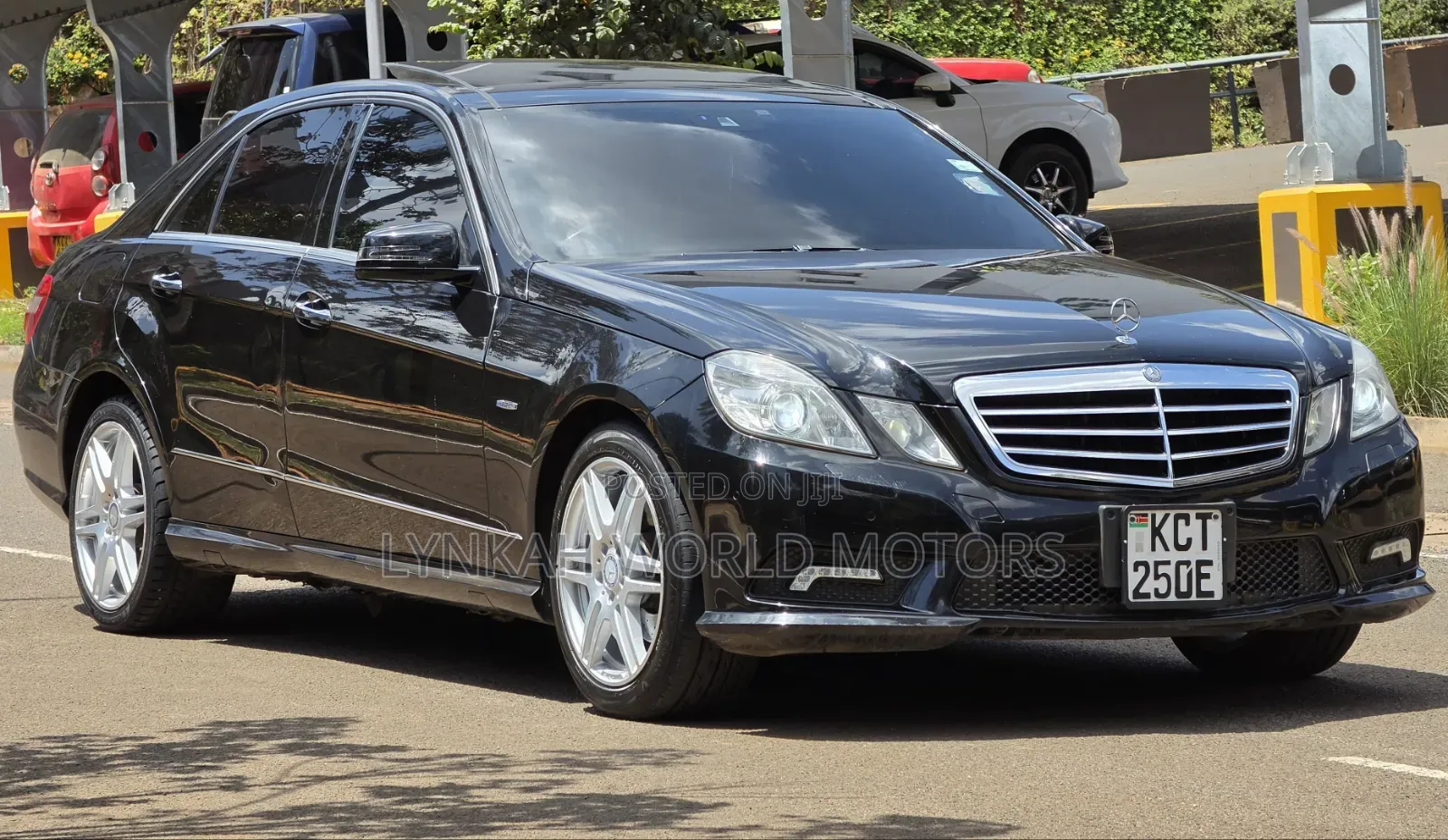 Mercedes-Benz E250 2011 Black