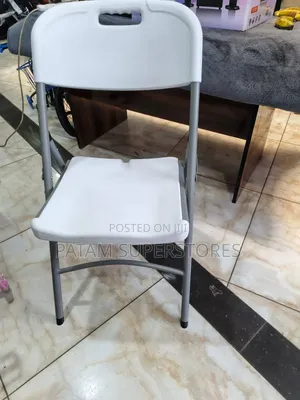 Foldable Comfy White Chair