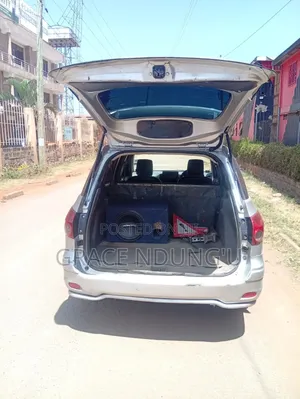 Nissan Advan 2005 Silver