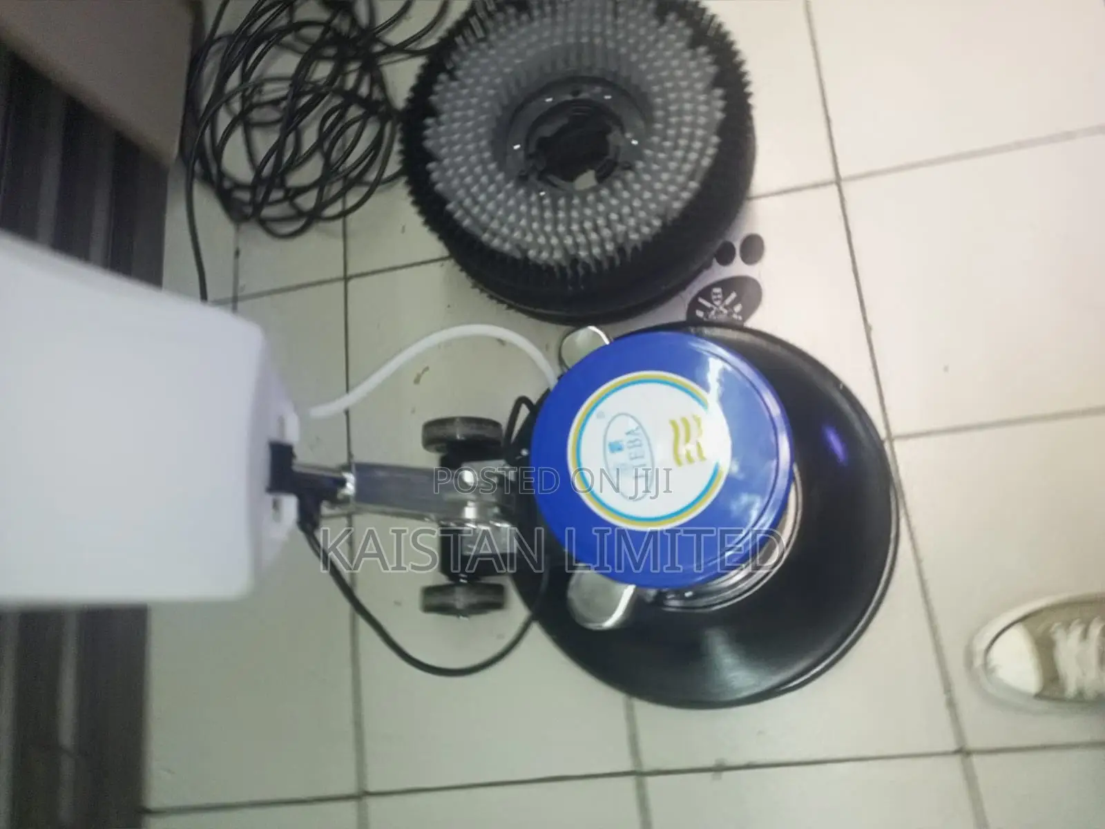 Floor Scrubber Machine