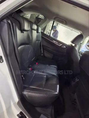 Subaru Outback 2019 White