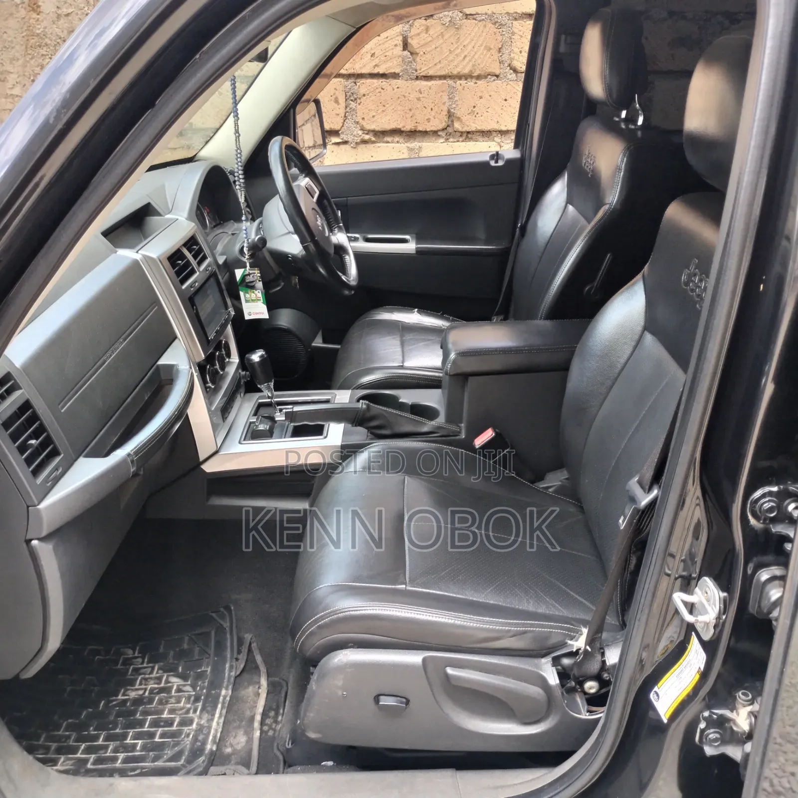 Jeep Liberty Limited 2010 Black