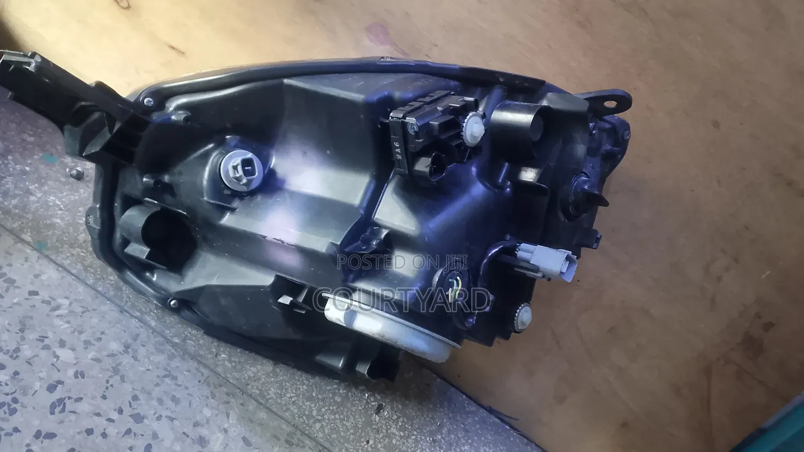 Headlight Toyota Passo Moda 2016 - 2021