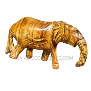 Elegant Beautiful Hand-Carved Wooden Elephantulpture Statue Figurine