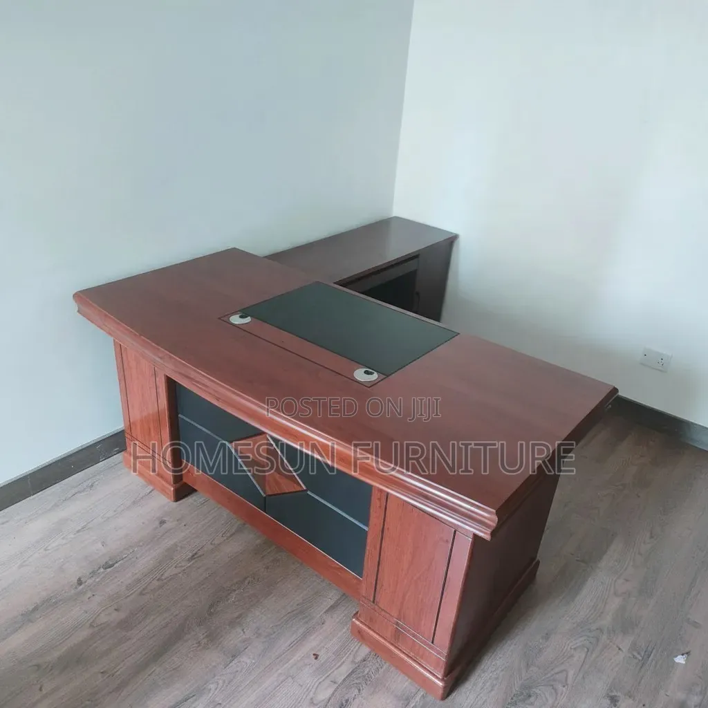 1.6meter Desk – Mahogany Executive Desk With Storage
