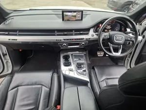 Audi Q7 2017 White