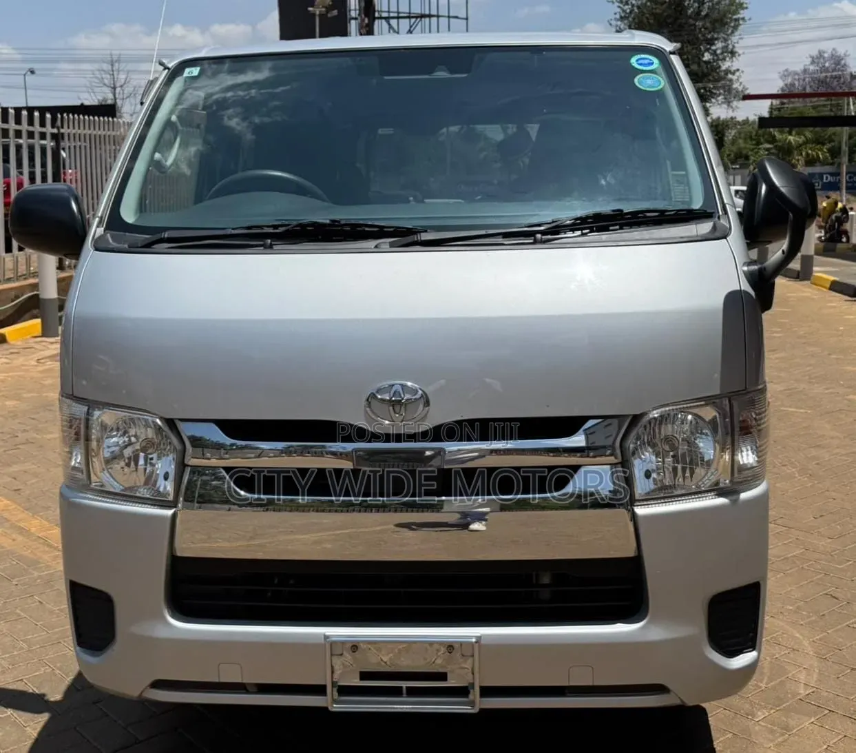 Toyota HiAce 2019 Silver