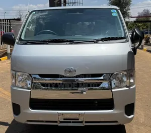 Toyota HiAce 2019 Silver