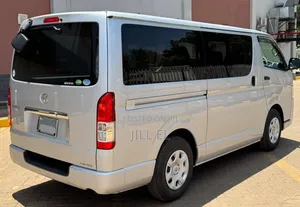Toyota HiAce 2019 Silver