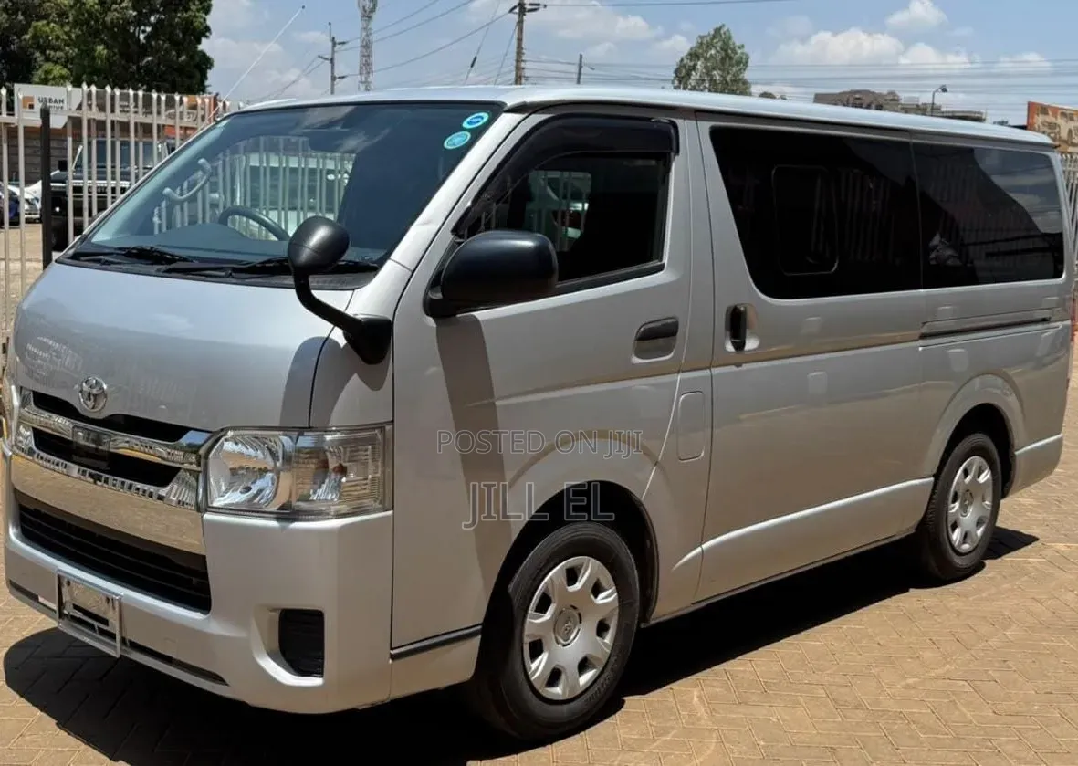 Toyota HiAce 2019 Silver