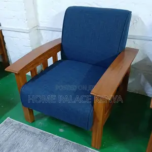 Home Couch; Mahogany Single Accent Couch