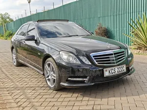 Mercedes-Benz E250 2012 Black