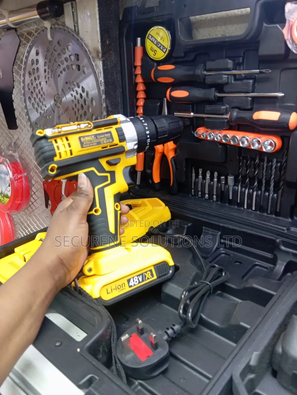 DeWalt 48V Cordless Power Drill