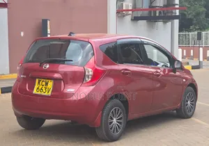 Nissan Note 2012 Maroon
