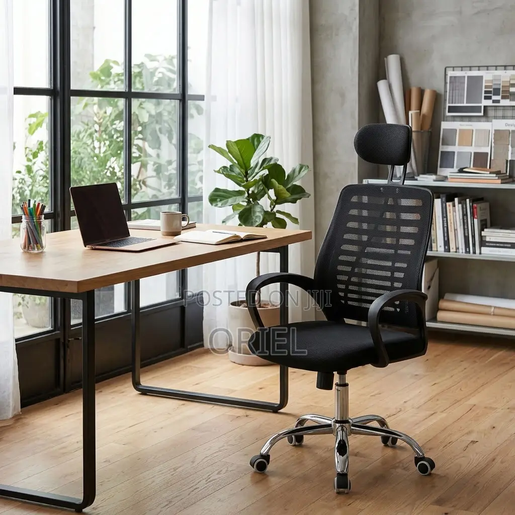 Modern Executive Office Seat With Supportive Headrest