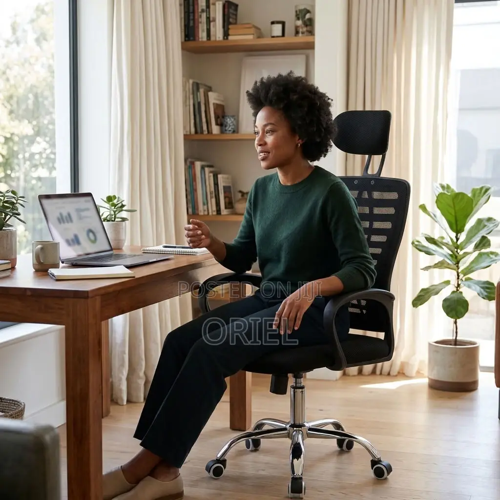 Modern Executive Office Seat With Supportive Headrest