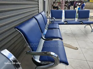 A Visitor Office Chair.
