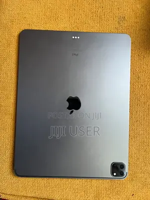 Apple iPad Pro 12.9 (2020) 256 GB Gray