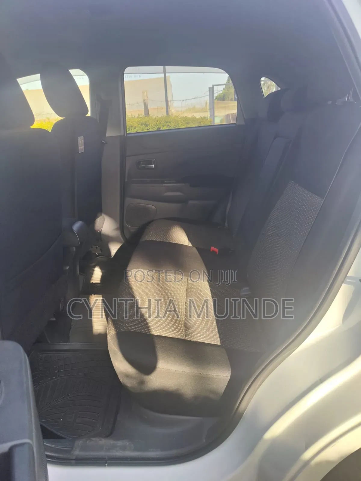 Mitsubishi RVR 2013 White