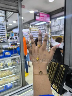 Fancy Hand Chain