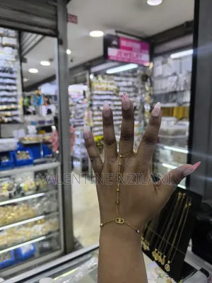 Fancy Hand Chain