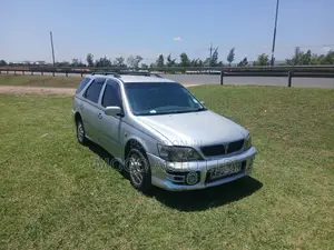 Toyota Vista 2001 Silver