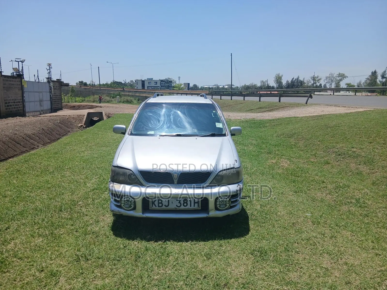 Toyota Vista 2001 Silver