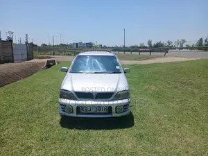 Toyota Vista 2001 Silver